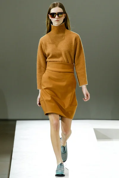 Look 36